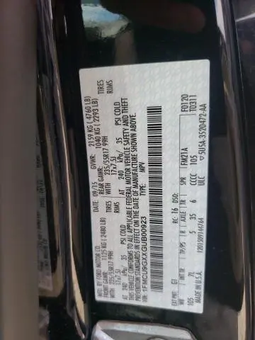 2016 FORD ESCAPE SE  