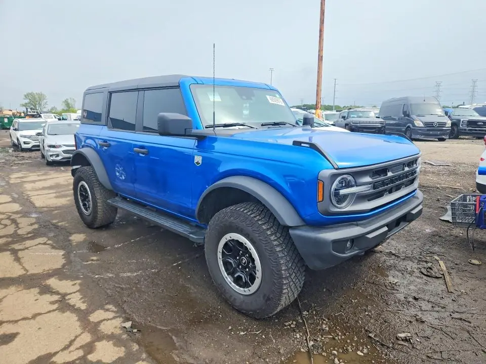 2022 FORD BRONCO BASE  