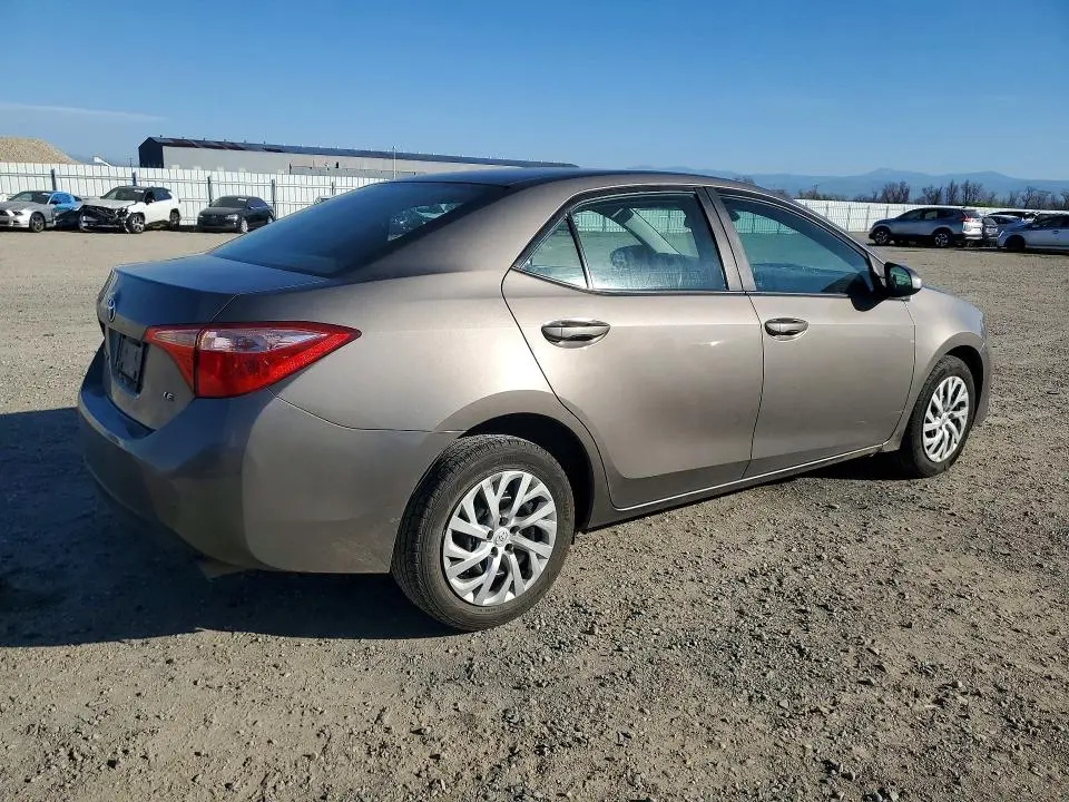 2018 TOYOTA COROLLA L  