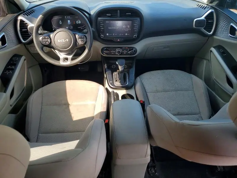 2023 KIA SOUL LX  