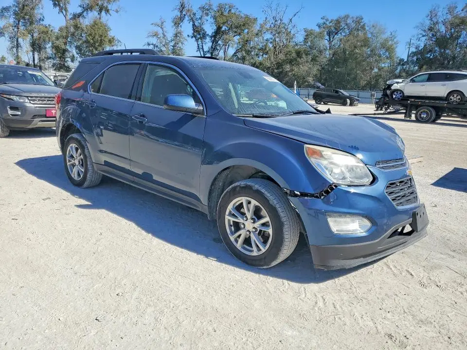 2017 CHEVROLET EQUINOX LT  