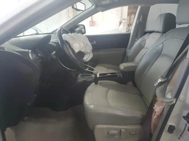 2011 NISSAN ROGUE S  