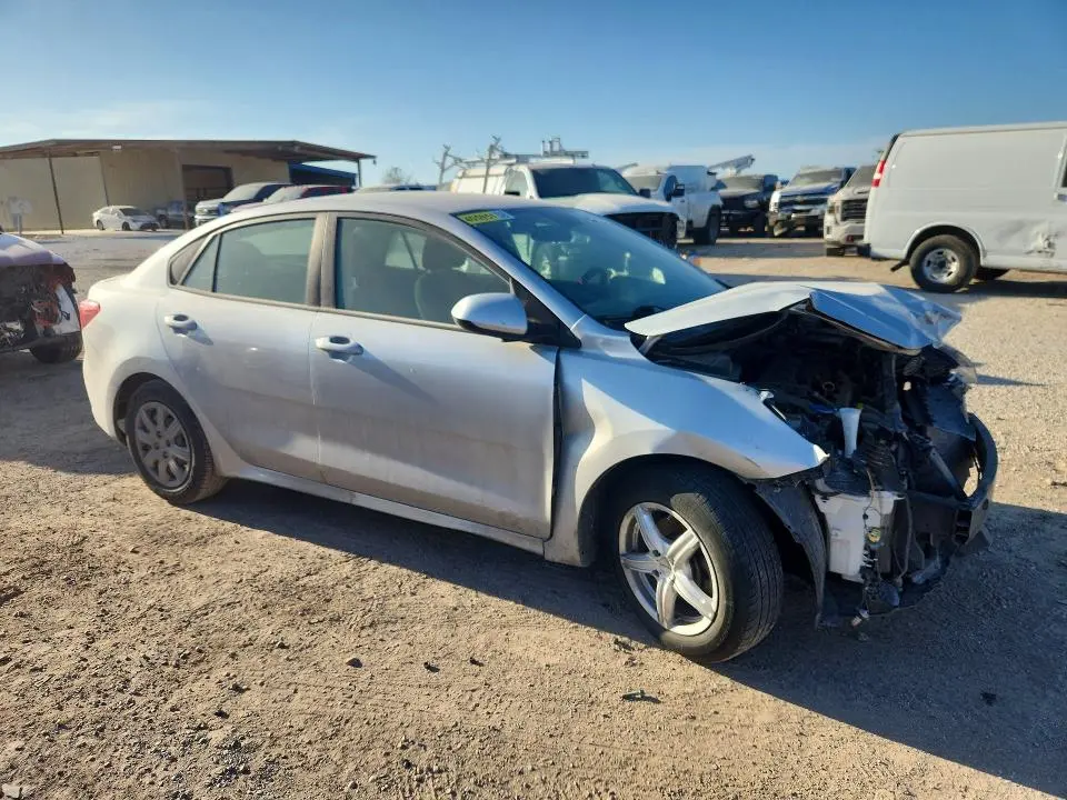 2021 KIA RIO   