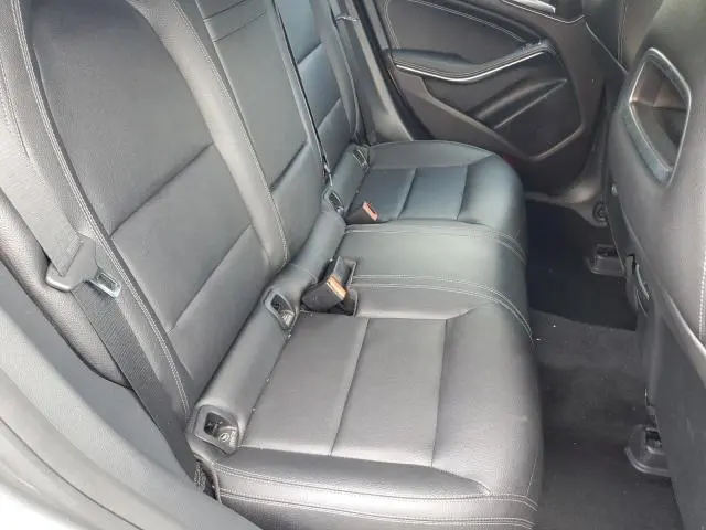 2018 MERCEDES-BENZ CLA 250 4MATIC  