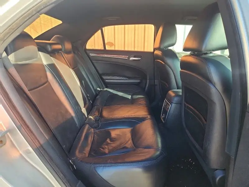 2012 CHRYSLER 300 LIMITED  