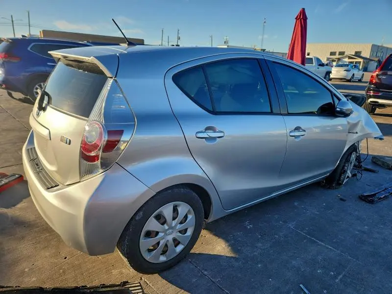 2014 TOYOTA PRIUS C   