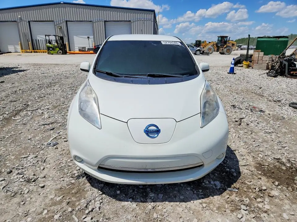 2015 NISSAN LEAF S  
