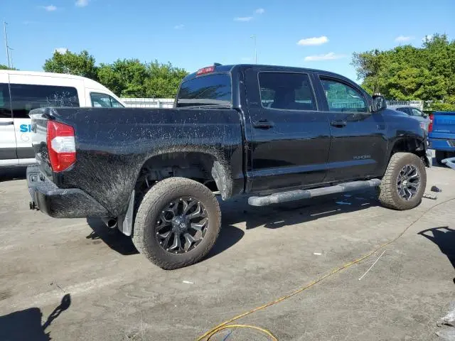 2020 TOYOTA TUNDRA CREWMAX SR5  