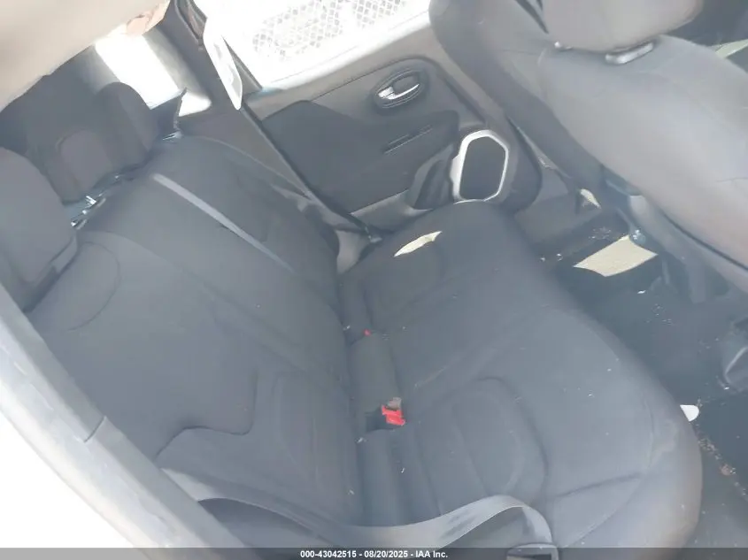 2018 JEEP RENEGADE LATITUDE FWD