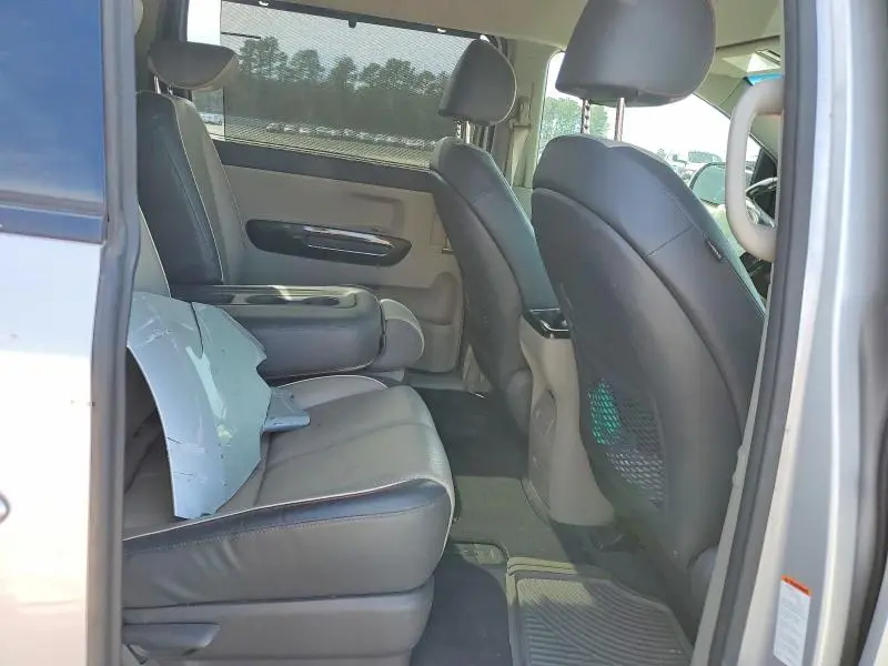 2017 KIA SEDONA EX  
