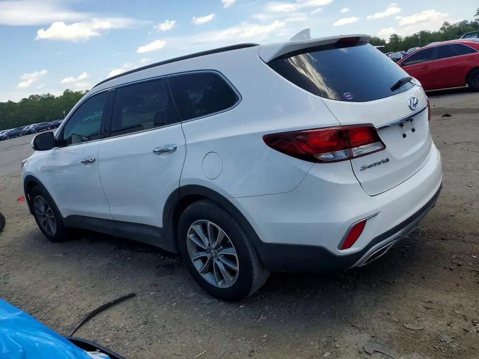 2017 HYUNDAI SANTA FE SE  