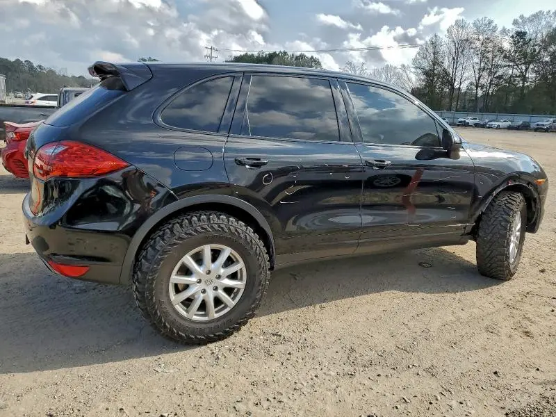 2014 PORSCHE CAYENNE   