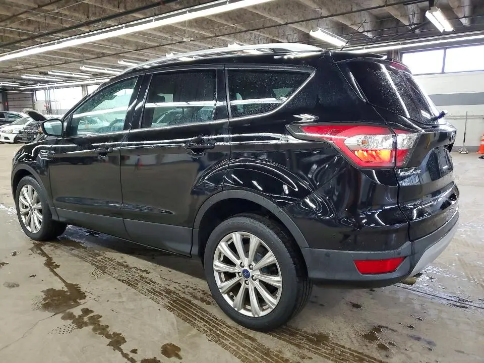 2017 FORD ESCAPE TITANIUM  