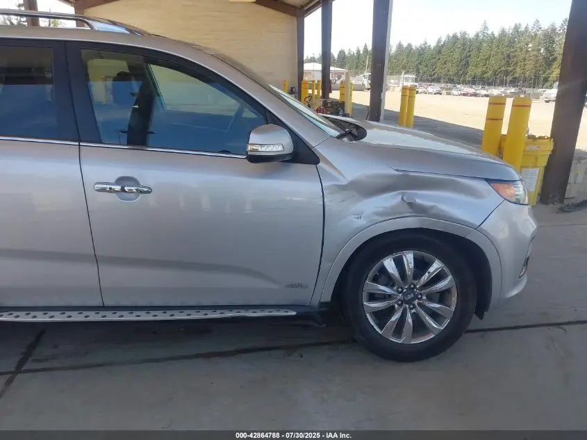 2013 KIA SORENTO SX V6