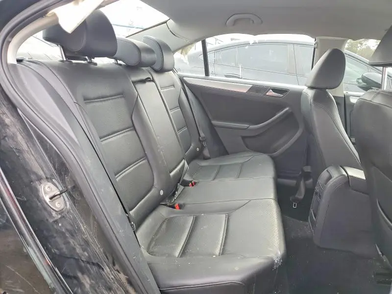 2014 VOLKSWAGEN JETTA SE  