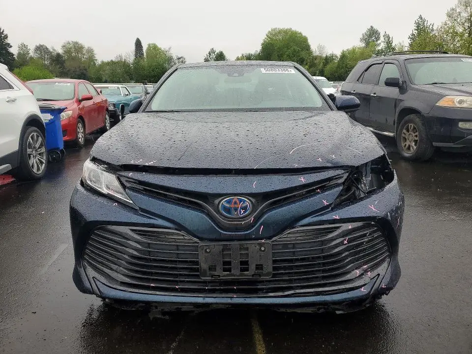 2020 TOYOTA CAMRY LE  