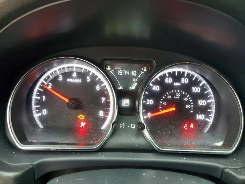 2019 NISSAN VERSA SV  