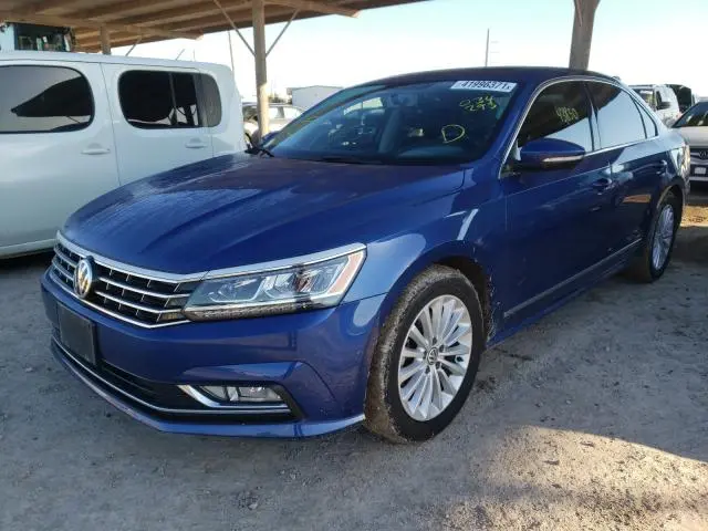2017 VOLKSWAGEN PASSAT SE