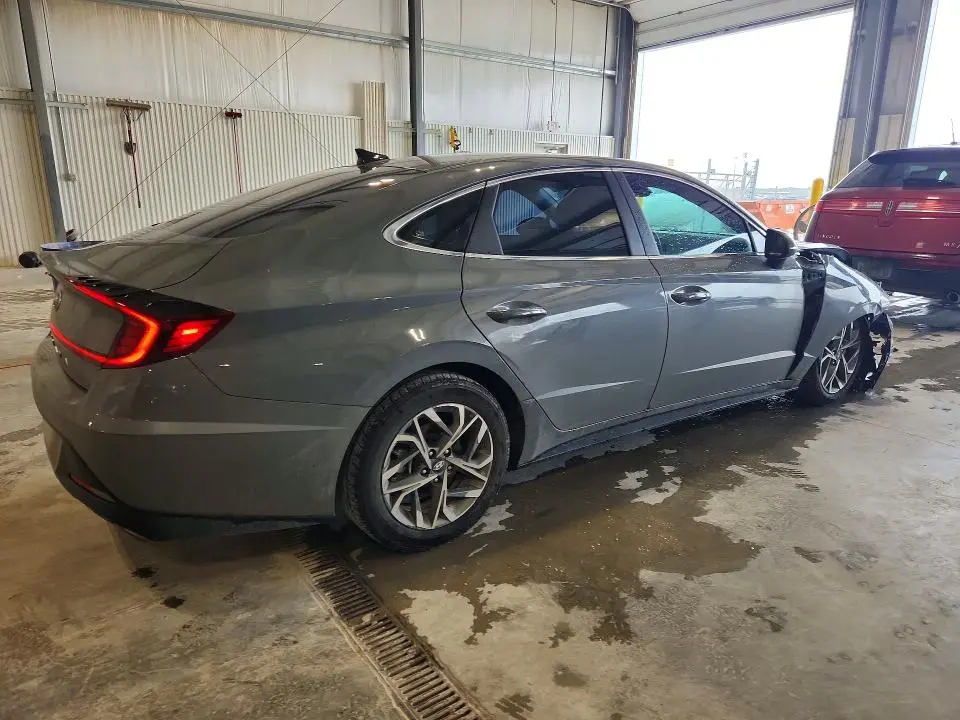 2022 HYUNDAI SONATA SEL  