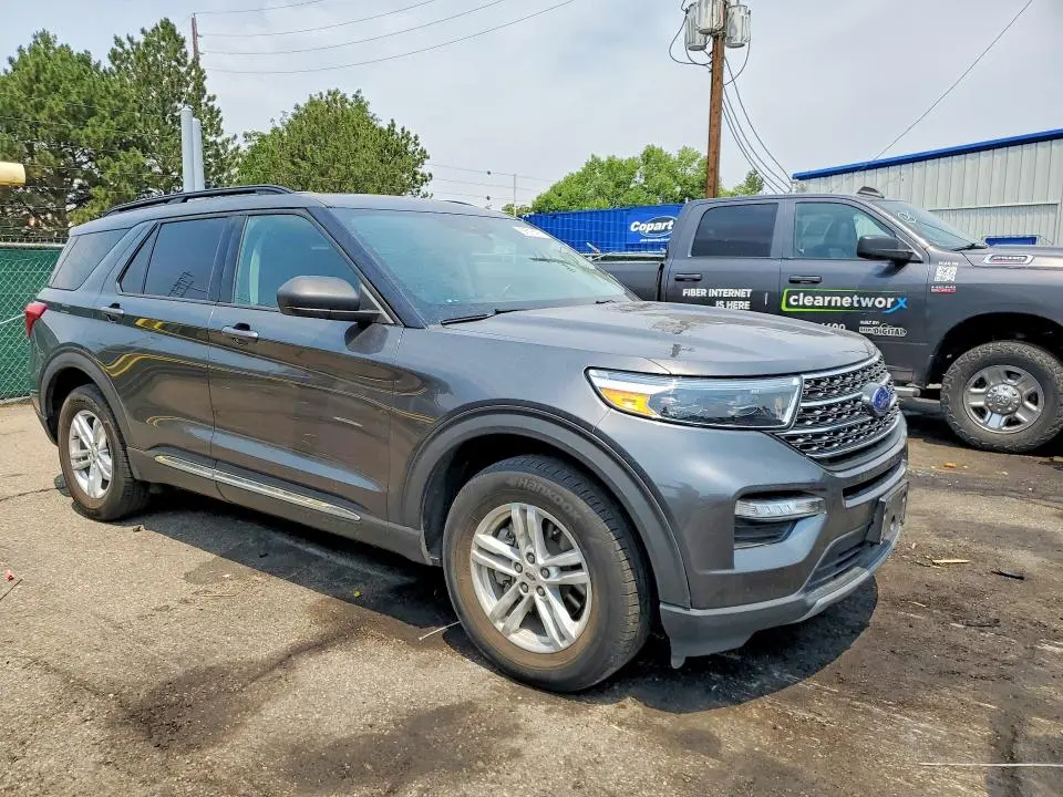 2020 FORD EXPLORER XLT  