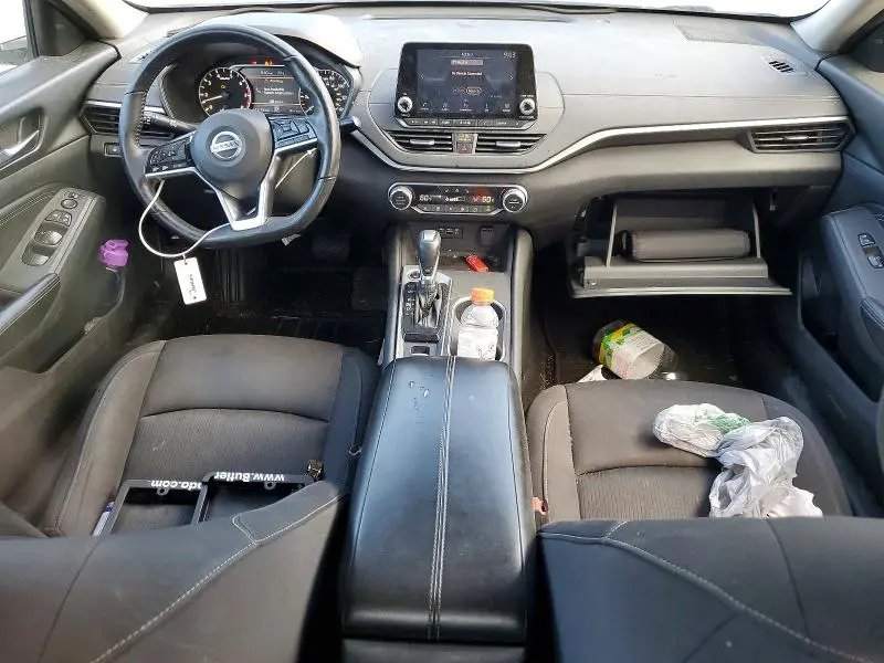 2019 NISSAN ALTIMA SV  
