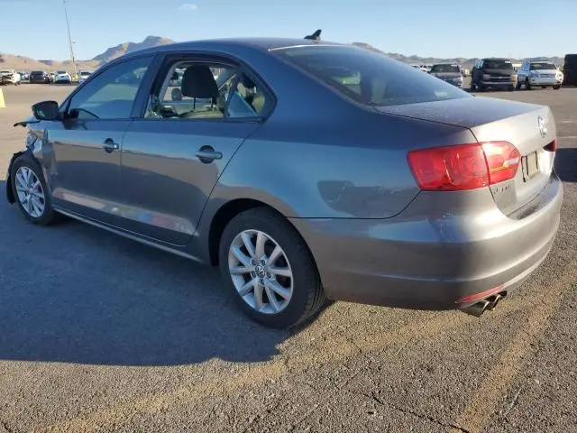 2011 VOLKSWAGEN JETTA SE  
