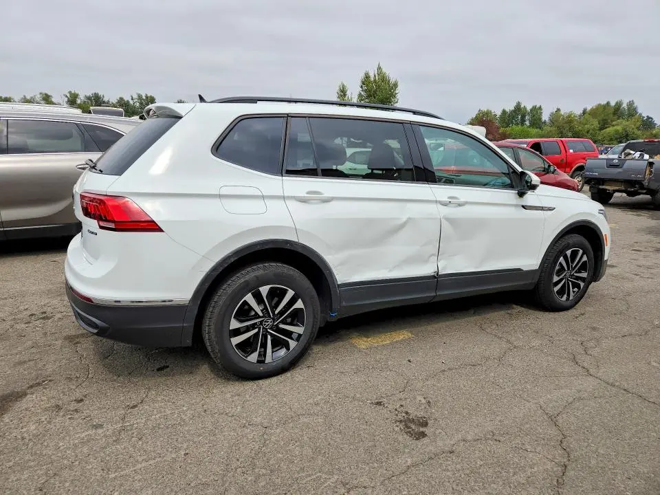 2022 VOLKSWAGEN TIGUAN S  