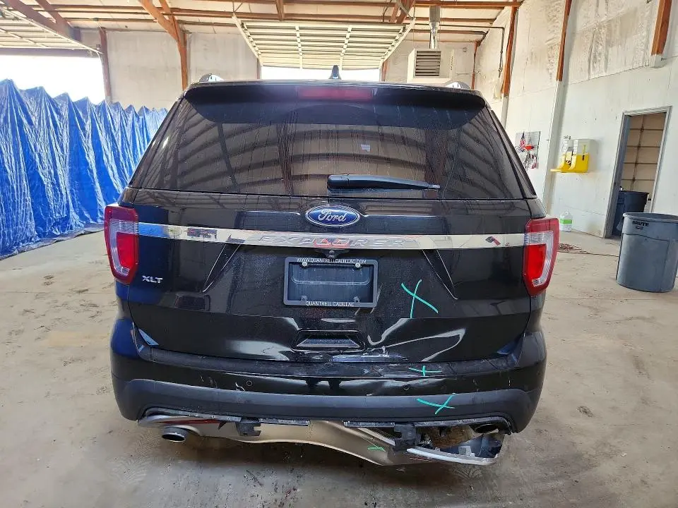 2017 FORD EXPLORER XLT  