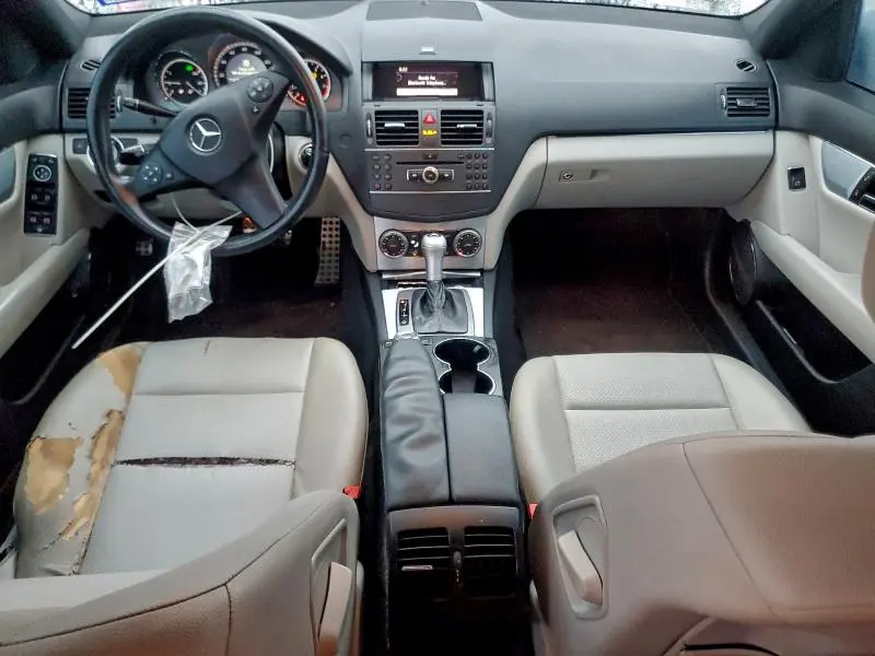 2011 MERCEDES-BENZ C 300  