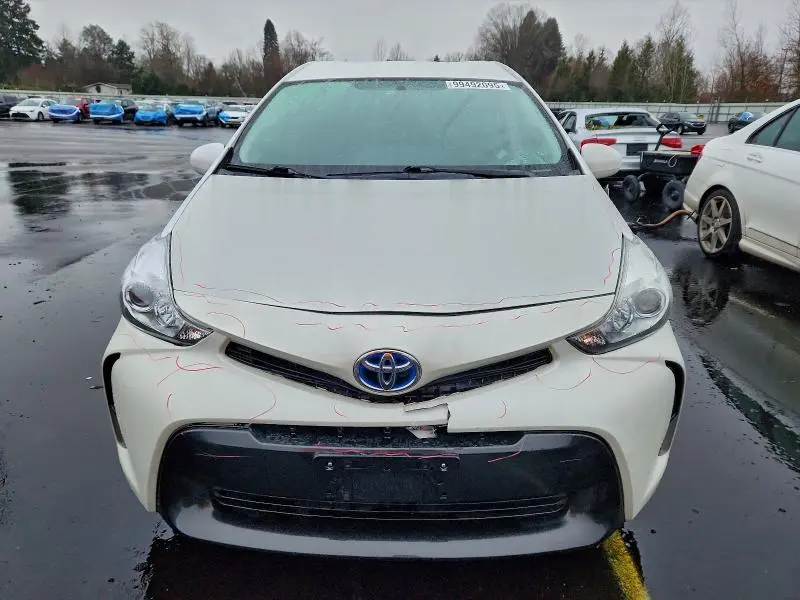 2015 TOYOTA PRIUS V   