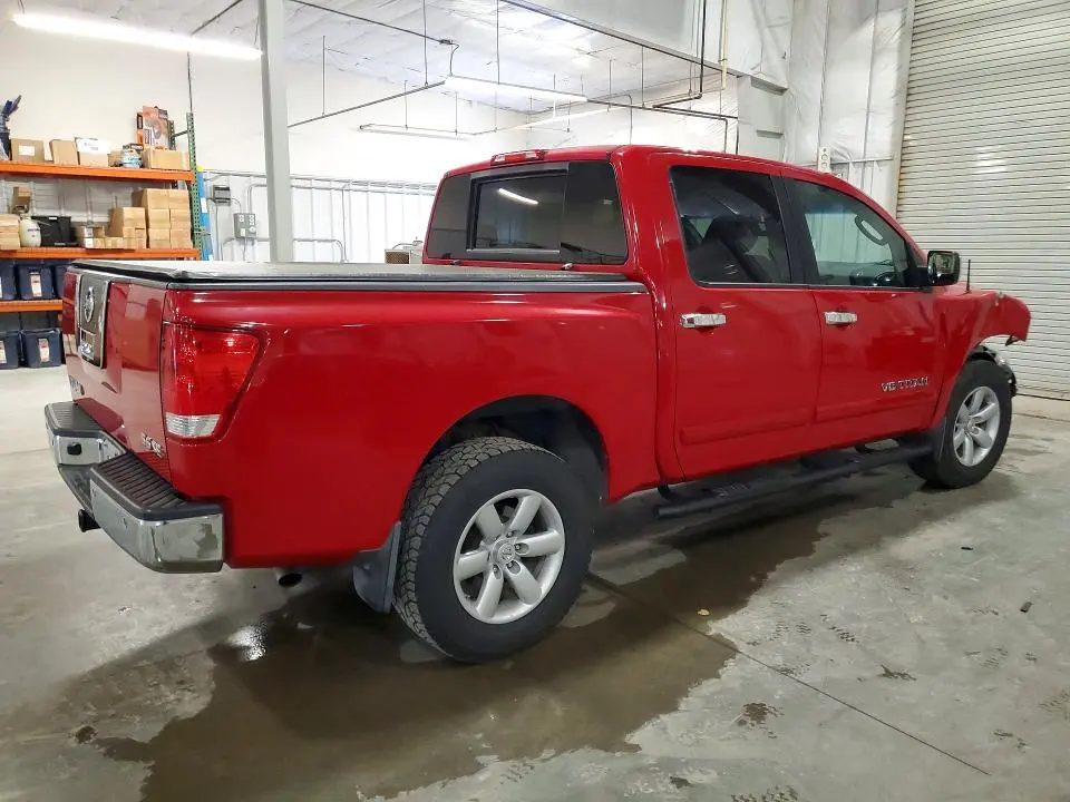 2010 NISSAN TITAN SE  