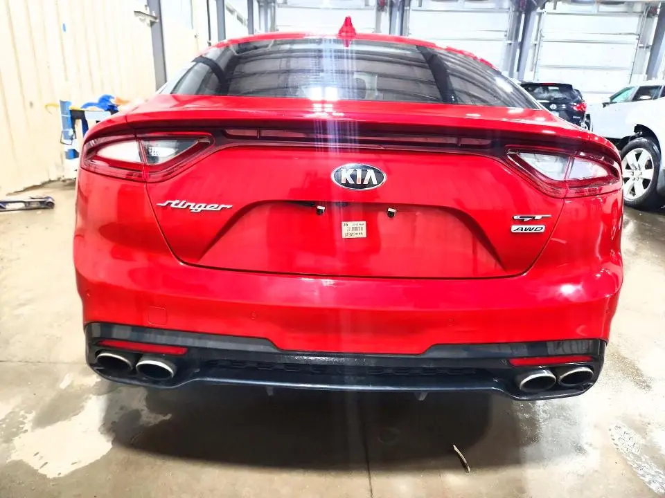 2018 KIA STINGER GT2  