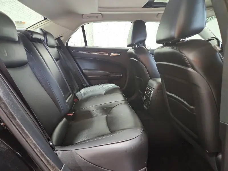 2018 CHRYSLER 300 LIMITED  
