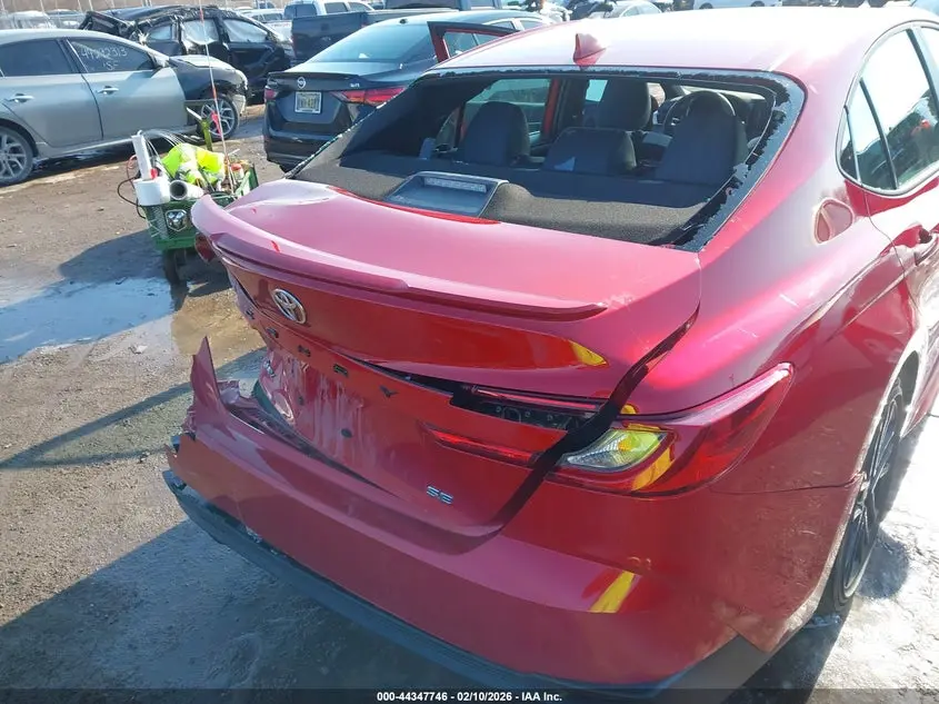 2025 TOYOTA CAMRY SE