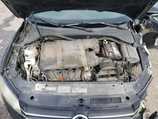 2014 VOLKSWAGEN PASSAT SE  
