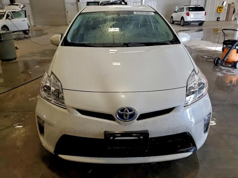 2015 TOYOTA PRIUS   