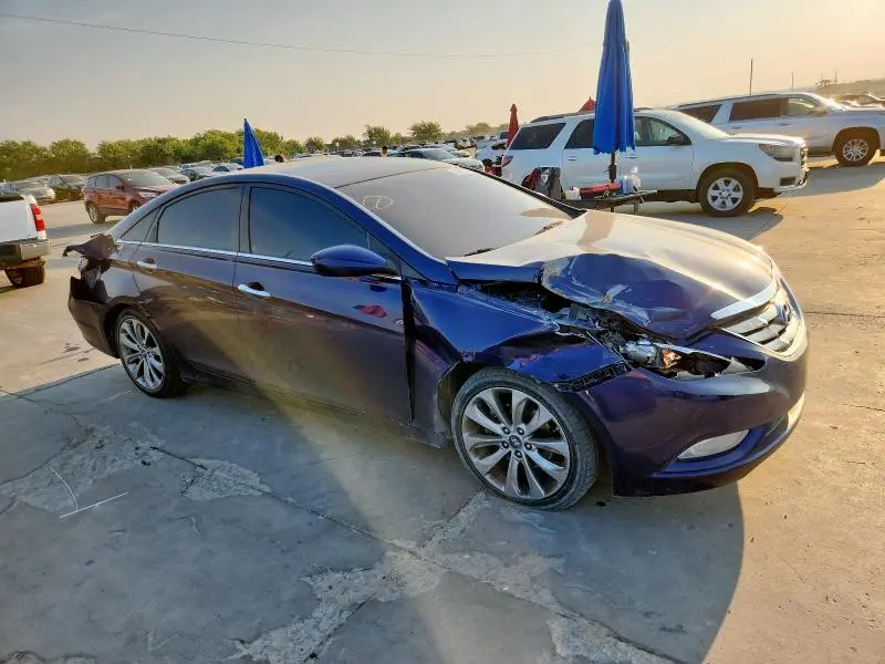 2013 HYUNDAI SONATA SE