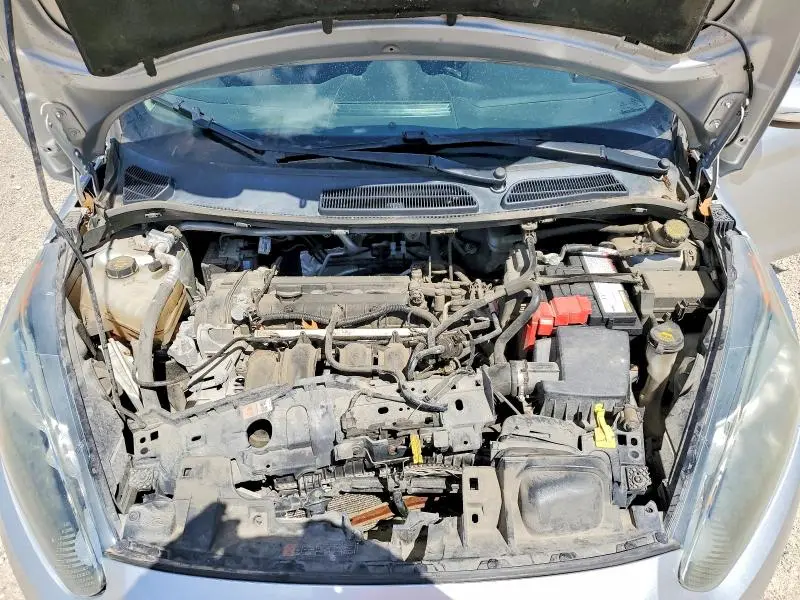 2016 FORD FIESTA SE  
