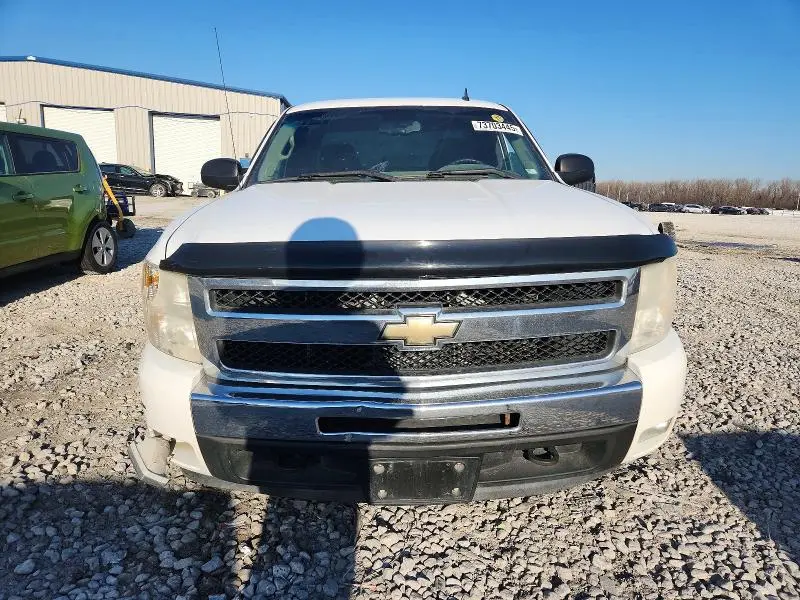 2011 CHEVROLET SILVERADO K1500 LT  