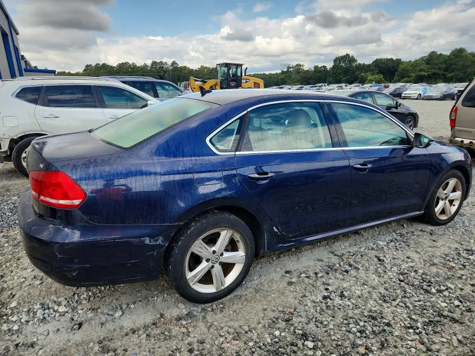 2012 VOLKSWAGEN PASSAT SE  