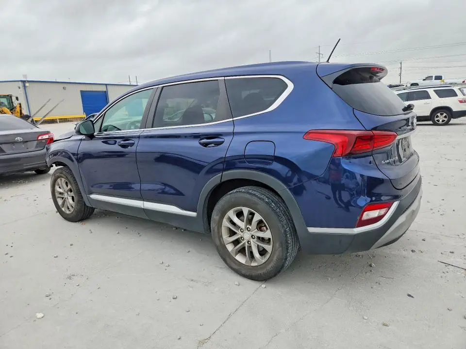 2019 HYUNDAI SANTA FE SE  