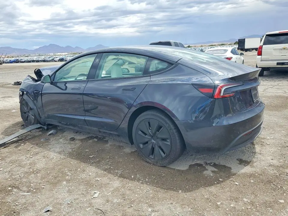 2026 TESLA MODEL 3   