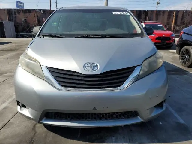 2011 TOYOTA SIENNA LE  