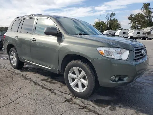 2010 TOYOTA HIGHLANDER SE  