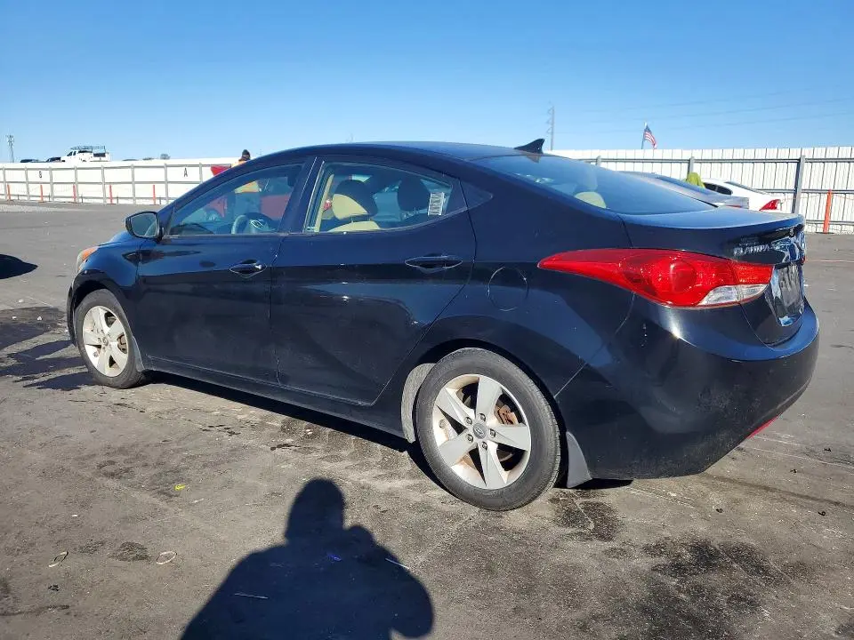 2012 HYUNDAI ELANTRA GLS  