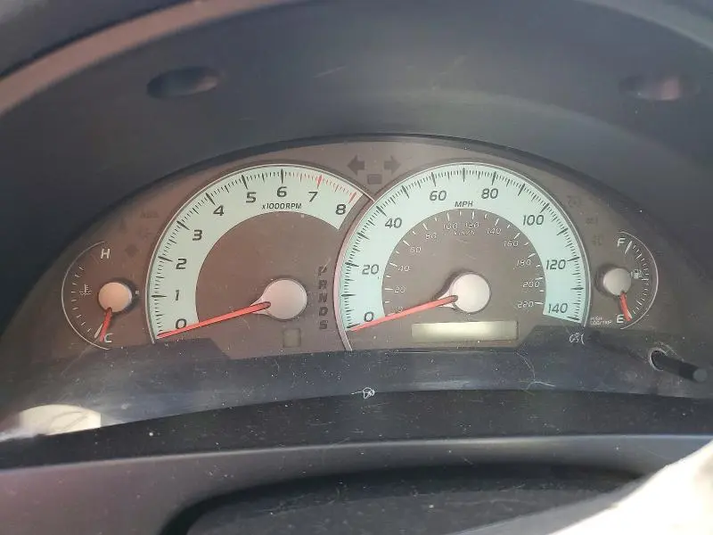 2011 TOYOTA CAMRY SE  