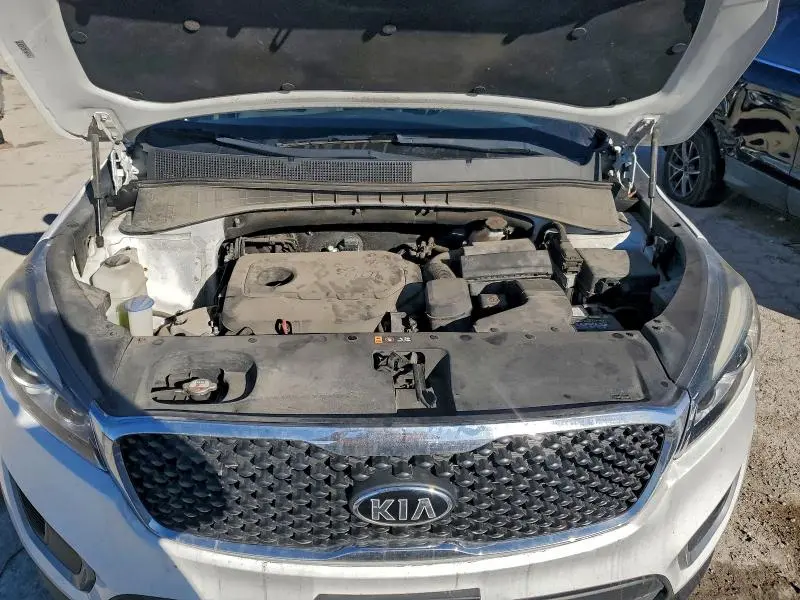2016 KIA SORENTO LX  