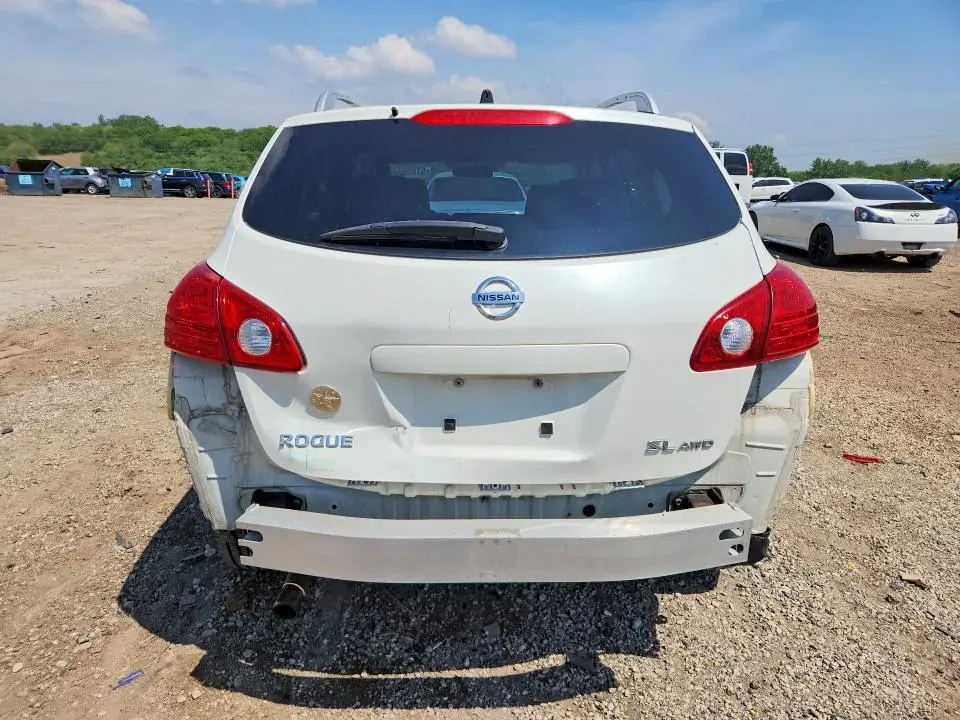 2010 NISSAN ROGUE S  