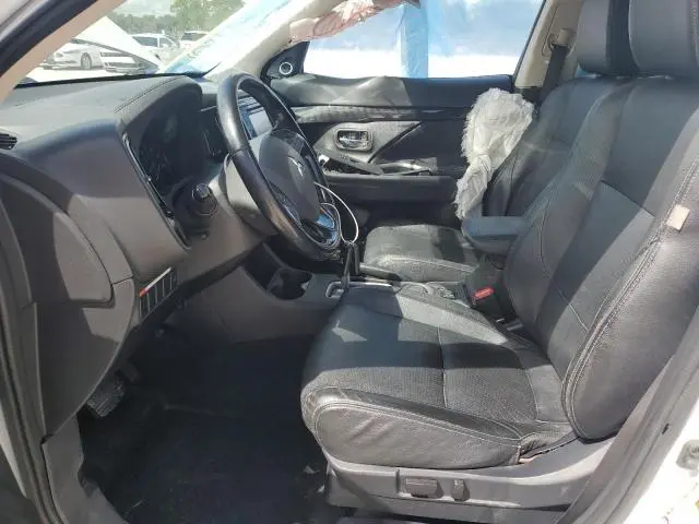 2016 MITSUBISHI OUTLANDER SE