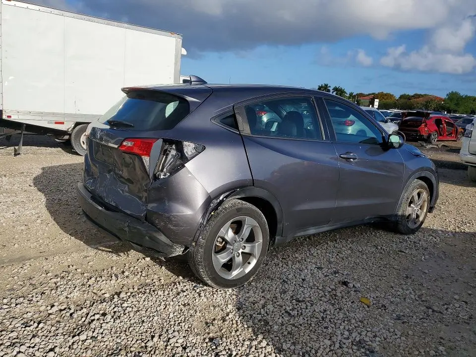 2022 HONDA HR-V LX  